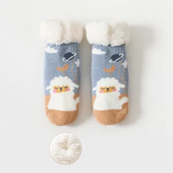 Зимние рождественские носки с героями мультфильмов для новорожденных, утепленные хлопковые носки для детей с теплым полом, нескользящие детские термоноски для 0-4 лет